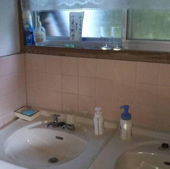 旅館 Minsyuku Kochihira