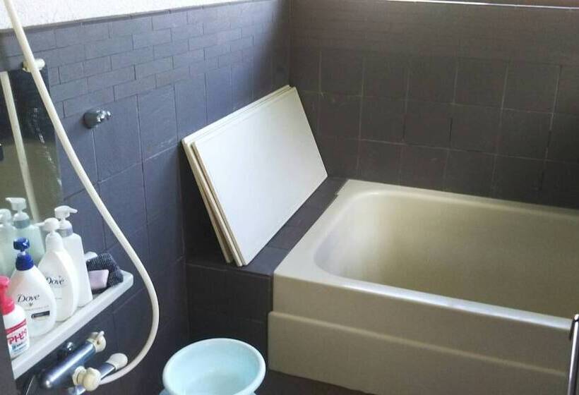 旅館 Minsyuku Kochihira