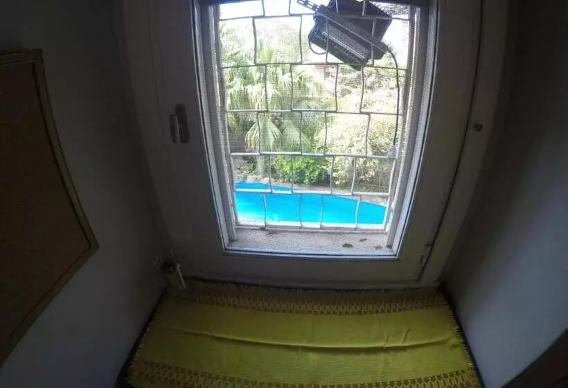 Aamiaismajoitus (B&B) Deaf Twins Bed/breakfast