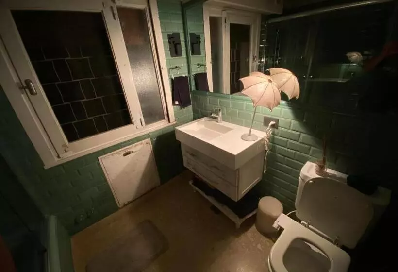 Aamiaismajoitus (B&B) Deaf Twins Bed/breakfast