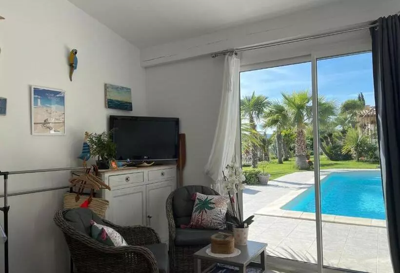 ベッドアンドブレックファースト La Thomalie