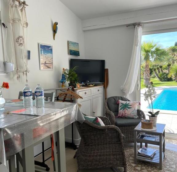 مبيت وإفطار La Thomalie