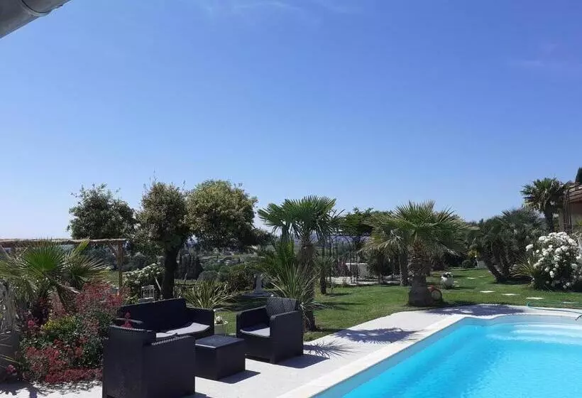 ベッドアンドブレックファースト La Thomalie