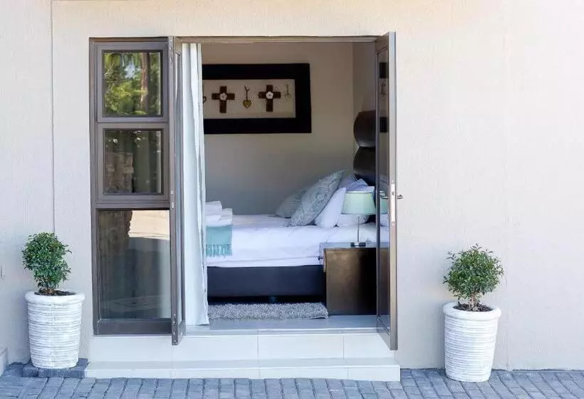 پانسیون Cavallo Guesthouse