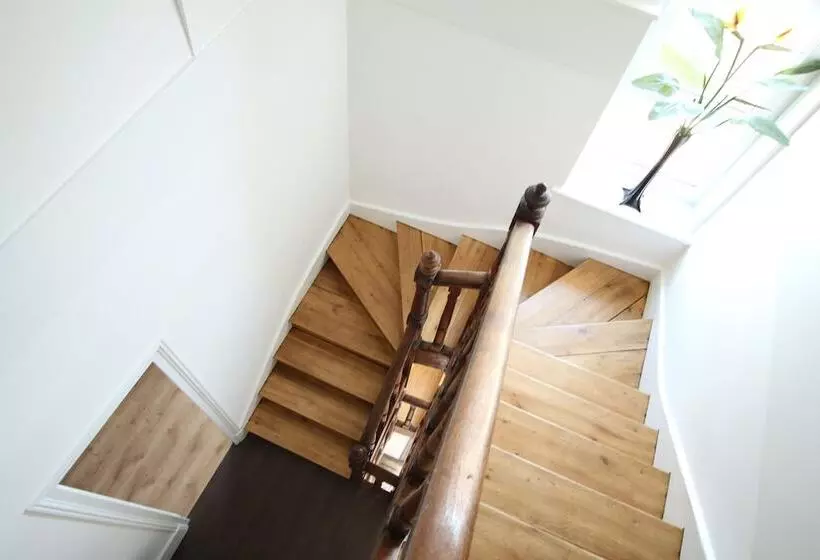 پانسیون Le Clos Des Etoiles