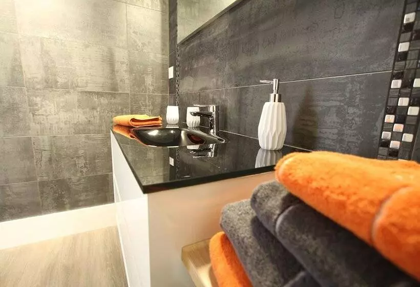 پانسیون Le Clos Des Etoiles