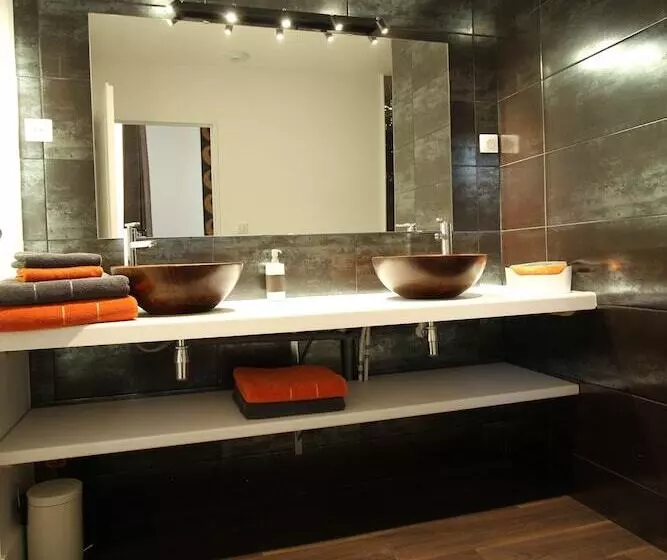 پانسیون Le Clos Des Etoiles