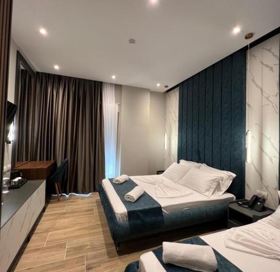 Domus Hotel & Apartments