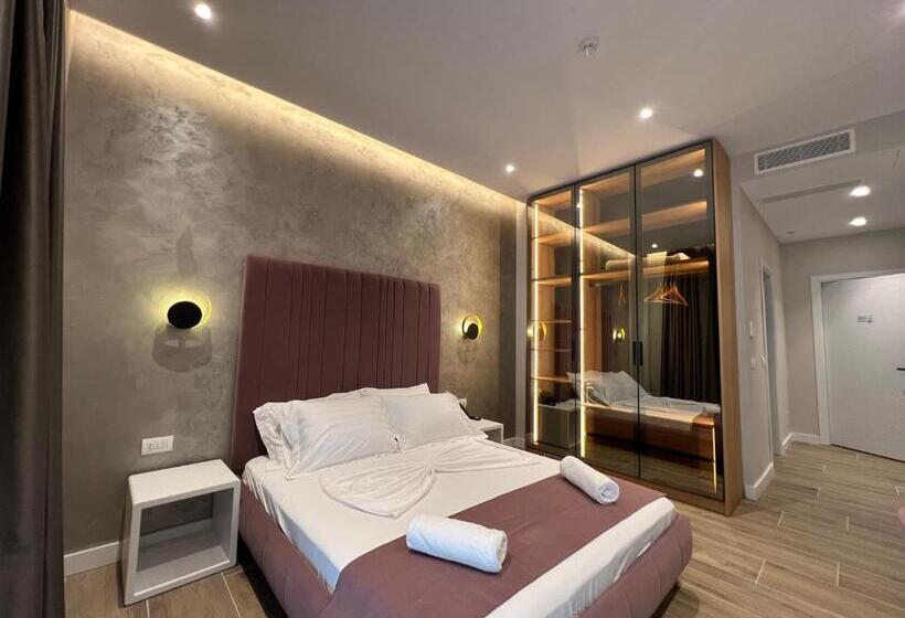 Domus Hotel & Apartments