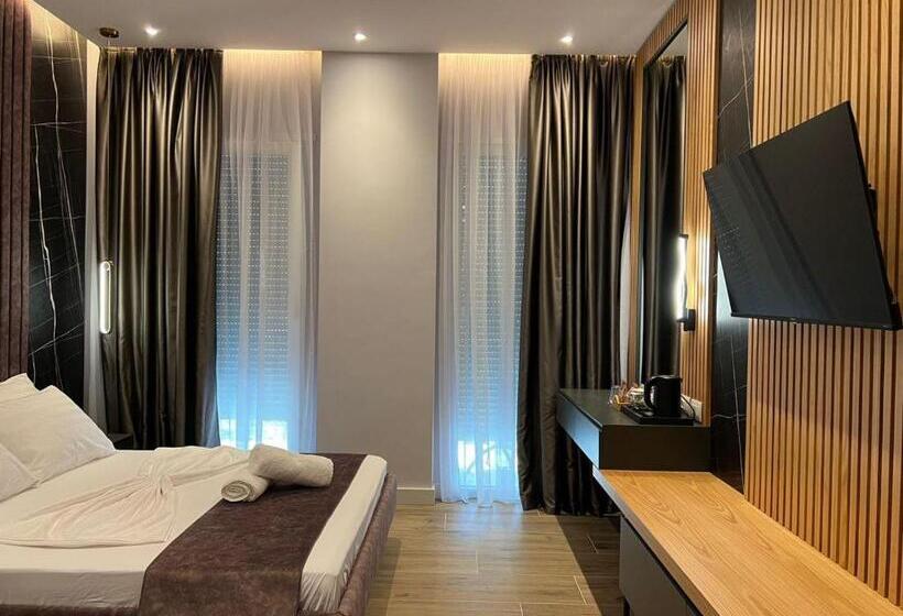 Domus Hotel & Apartments