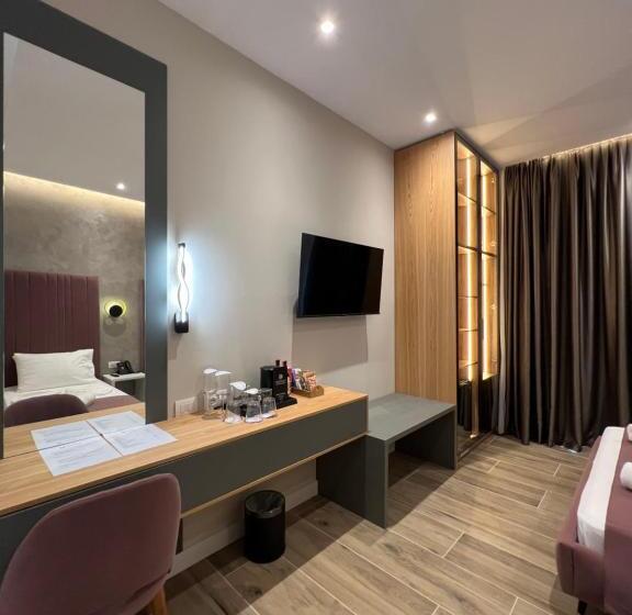 Domus Hotel & Apartments