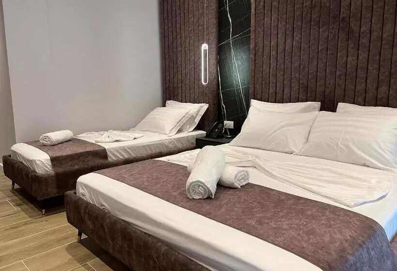 Domus Hotel & Apartments