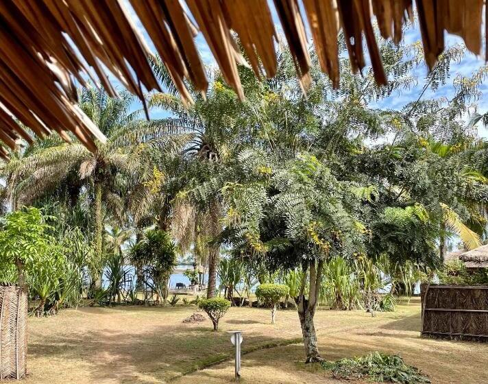 호텔 African Queen Lodge