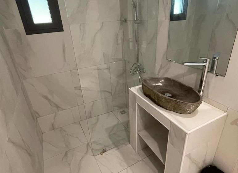 호텔 African Queen Lodge