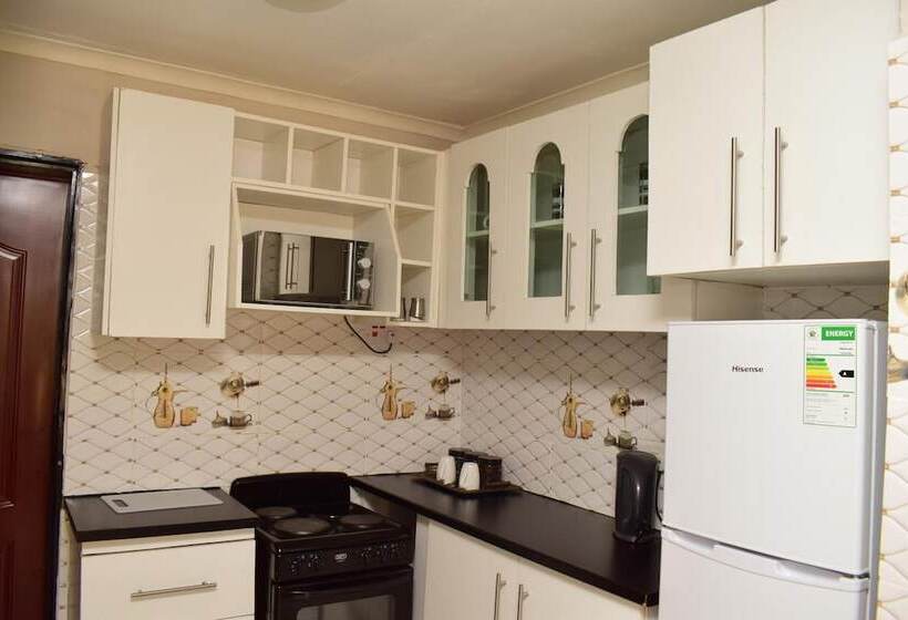 پانسیون The 244 Guest Houses