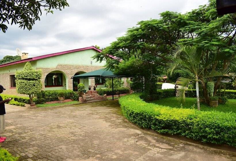 پانسیون The 244 Guest Houses