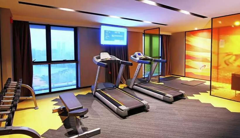 هتل Hampton By Hilton Zhuhai Cheng Feng Plaza