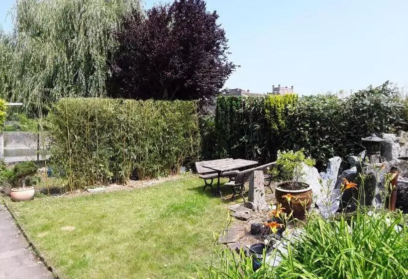 هتل Le Jardin Du Thé Bord De La Meuse