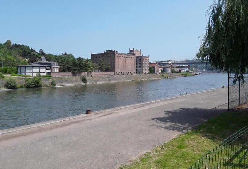 هتل Le Jardin Du Thé Bord De La Meuse