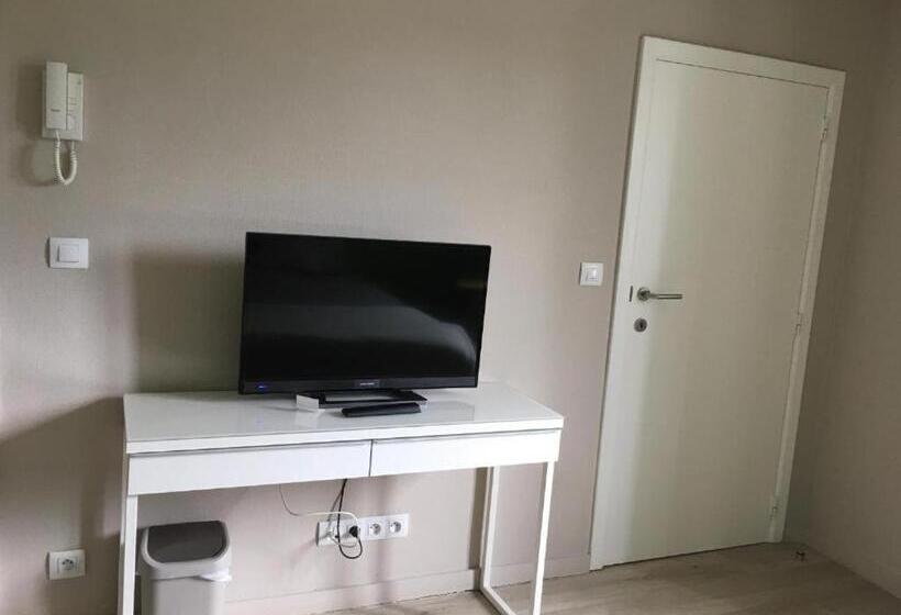 هتل Le Jardin Du Thé Bord De La Meuse