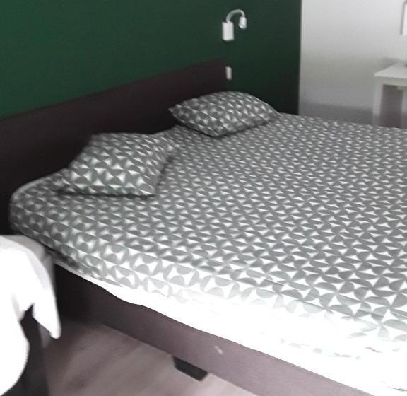 هتل Le Jardin Du Thé Bord De La Meuse