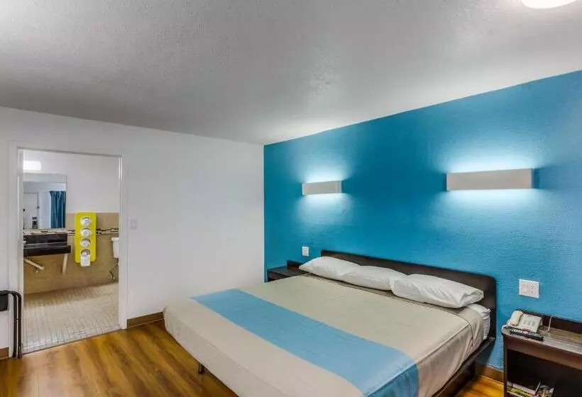 هتل Studio 6 Fort Worth, Tx   Stockyards East