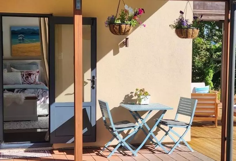 Majatalo Boutique Art Retreat