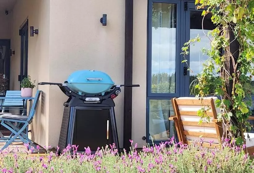 Majatalo Boutique Art Retreat