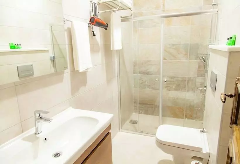 پانسیون şehrazat Konaği