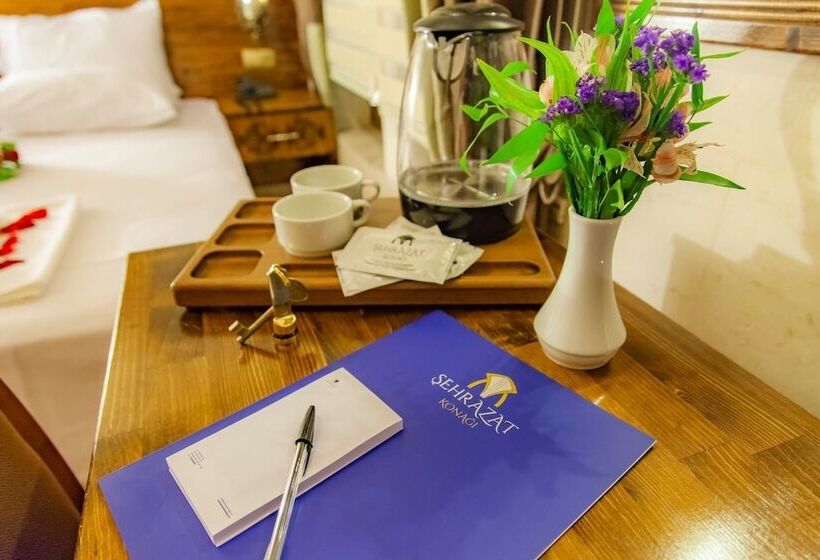 پانسیون şehrazat Konaği