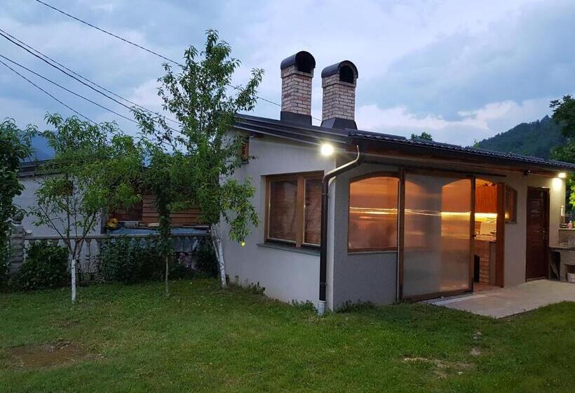 پانسیون Lakeview Rest Home