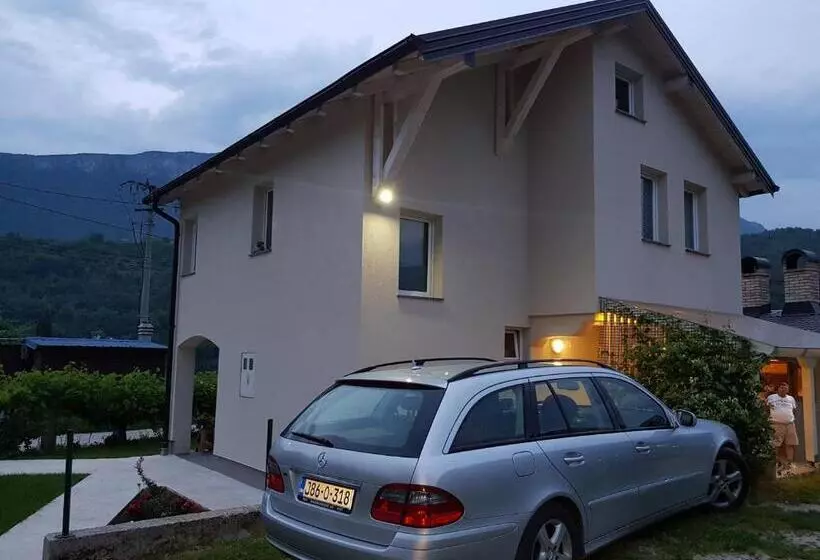 پانسیون Lakeview Rest Home