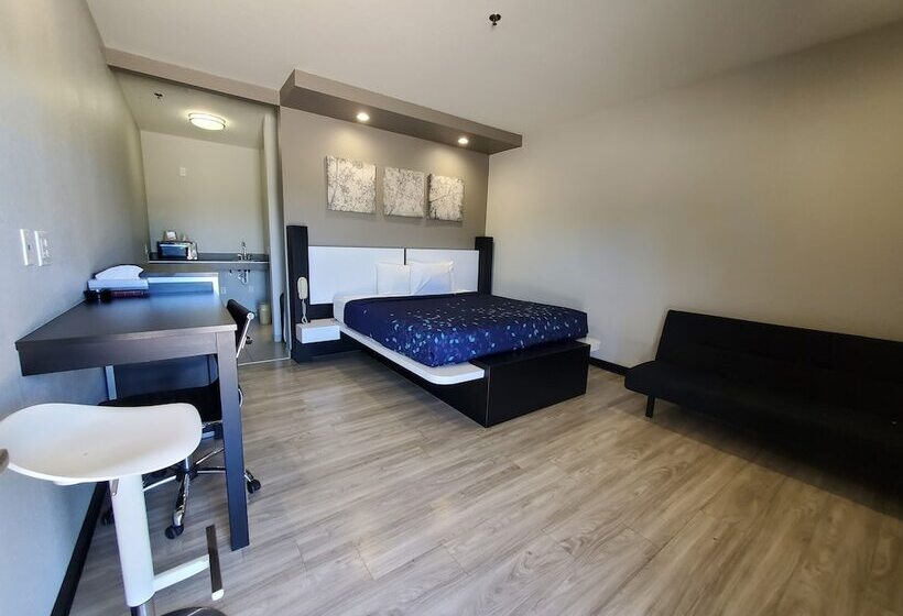 فندق على الطريق Crystal Inn