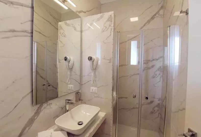 Majatalo Flos Guest House