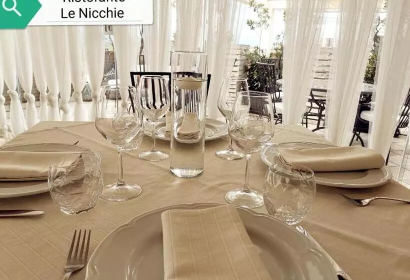 Majatalo Flos Guest House