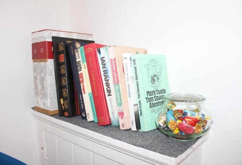 تختخواب و صبحانه Bed&book Palazzo Cutelli