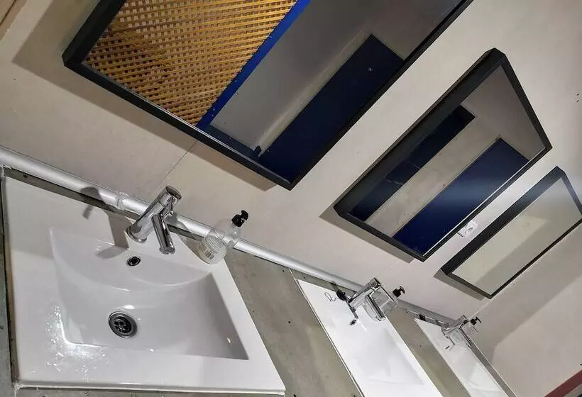 Hostel Puerto Algeciras