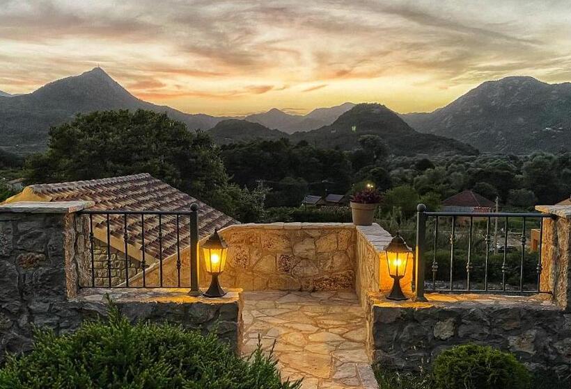 هتل Eco Villas Merak