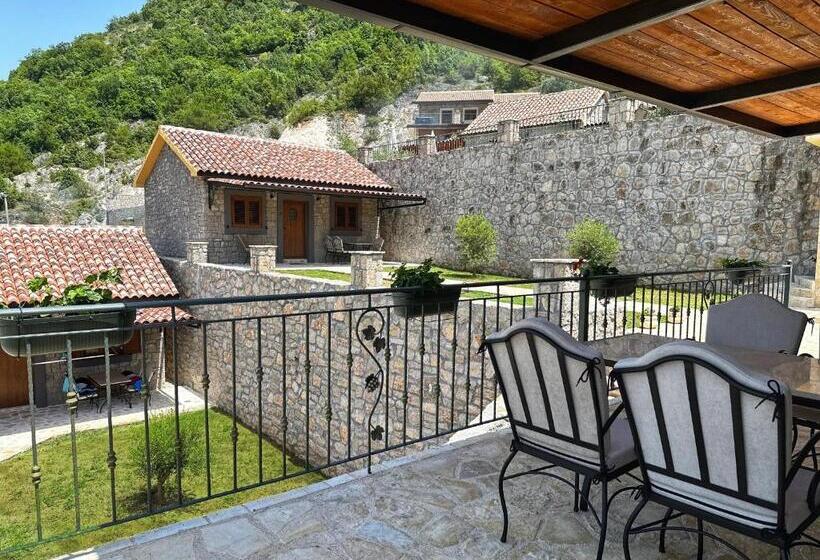 هتل Eco Villas Merak