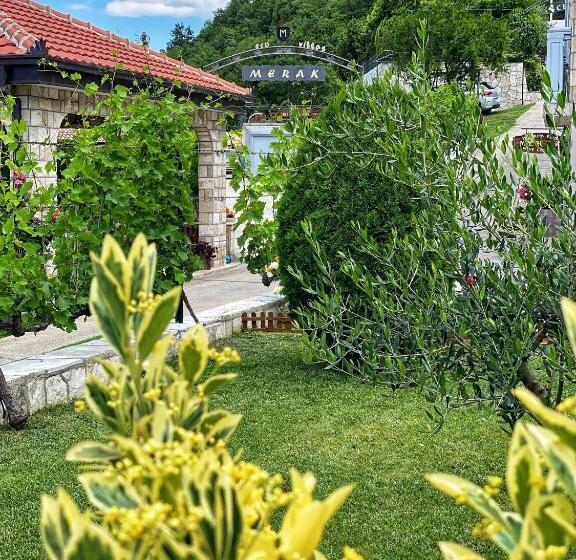 هتل Eco Villas Merak