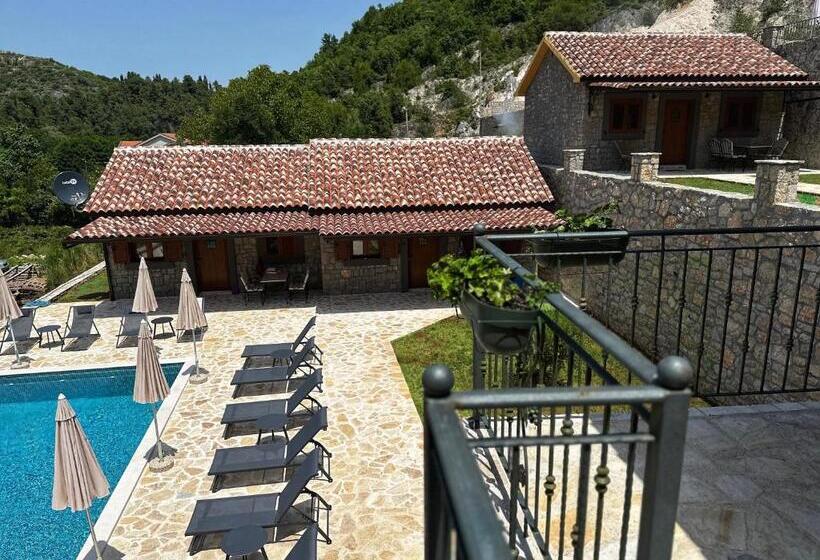 هتل Eco Villas Merak