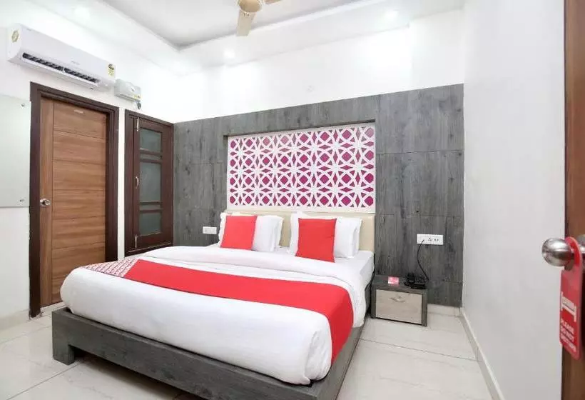 Oyo 14790 Hotel Destiny Inn
