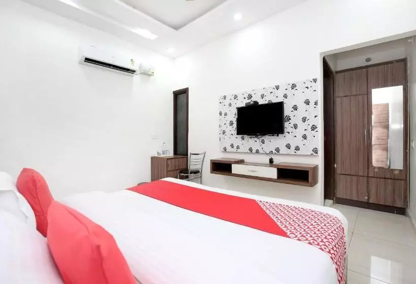 Oyo 14790 Hotel Destiny Inn