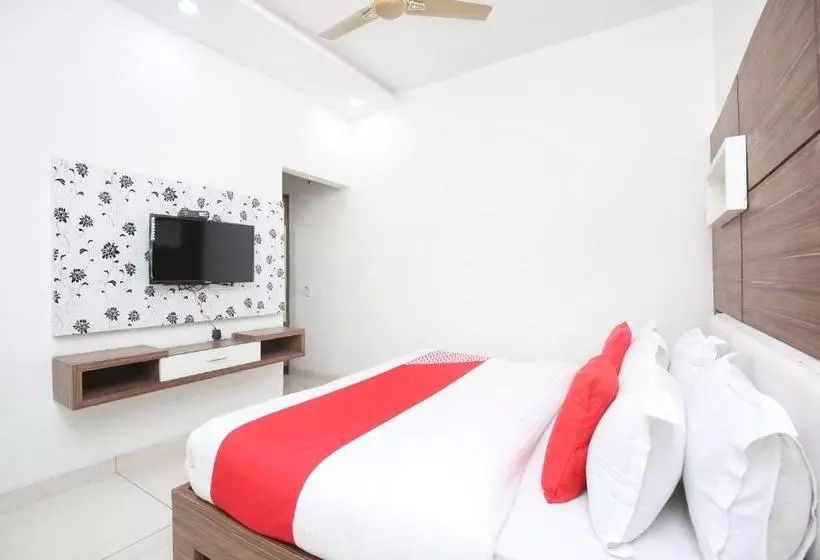 Oyo 14790 Hotel Destiny Inn
