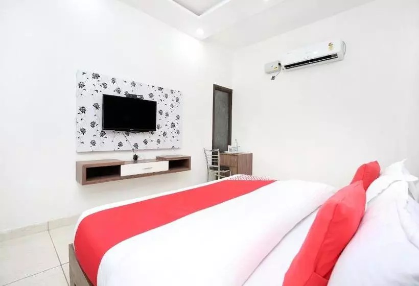 Oyo 14790 Hotel Destiny Inn