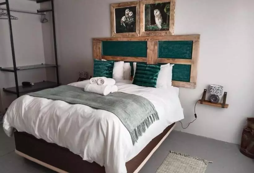 پانسیون Die Windpomp Guesthouse