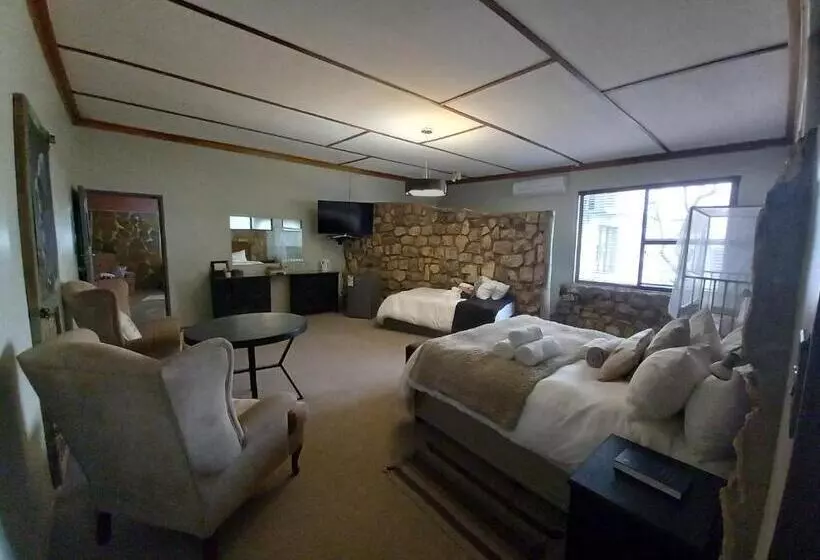 پانسیون Die Windpomp Guesthouse