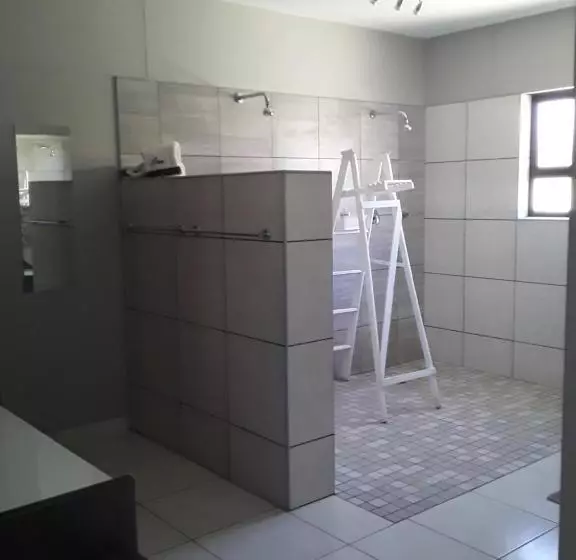 پانسیون Die Windpomp Guesthouse