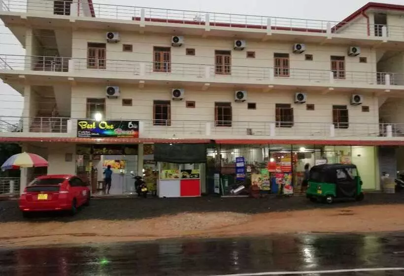 هتل Hero Palace