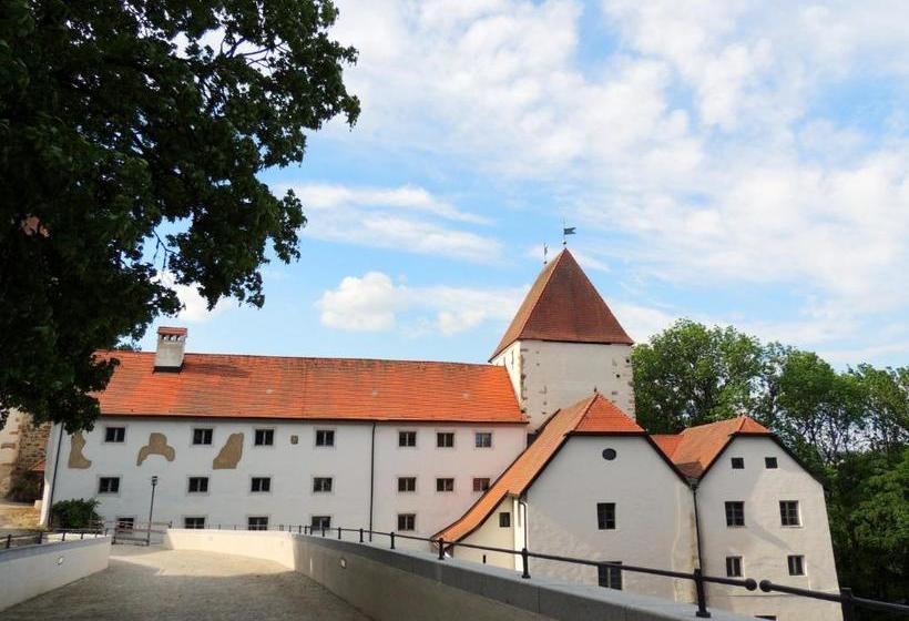 Пансион Gästehaus Mälzerei Auf Schloss Neuburg Am Inn